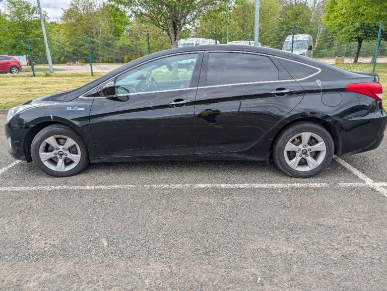 Hyundai, I40, Saloon, 2013, Manual, 1685 (cc), 4 doors