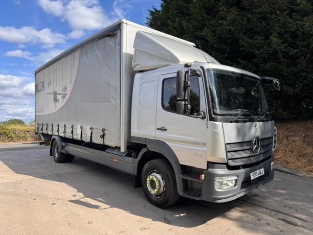 2019 Mercedes Atego 1321 E6 sleeper cab 23ft6 curtainsider t-lift air suspension