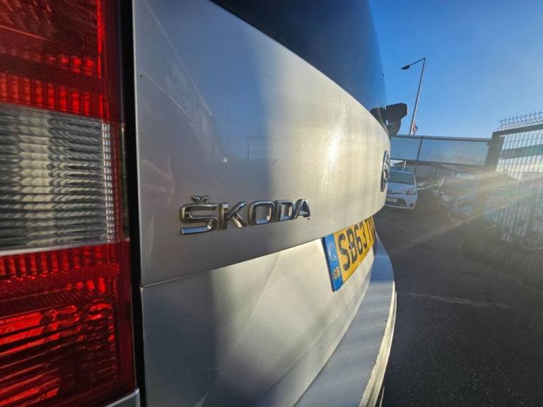 2013 Skoda Yeti 2.0 TDI CR Elegance 5dr HATCHBACK DIESEL Manual