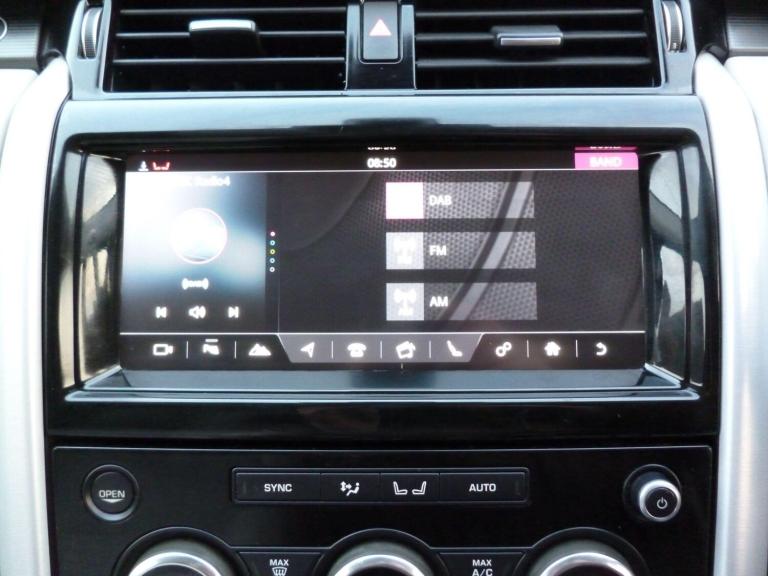 2017 Land Rover Discovery 3.0 TD V6 HSE Auto 4WD Euro 6 (s/s) 5dr ESTATE Diesel Automatic