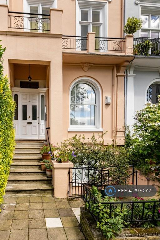 1 bedroom flat in Regents Park Road, London, NW1 (1 bed) (#2970617)
