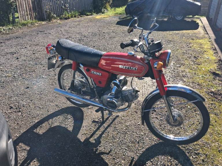 Suzuki a100