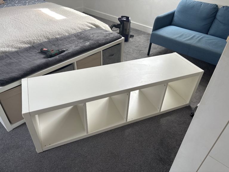 White 4-Cube Storage Unit – Good Condition