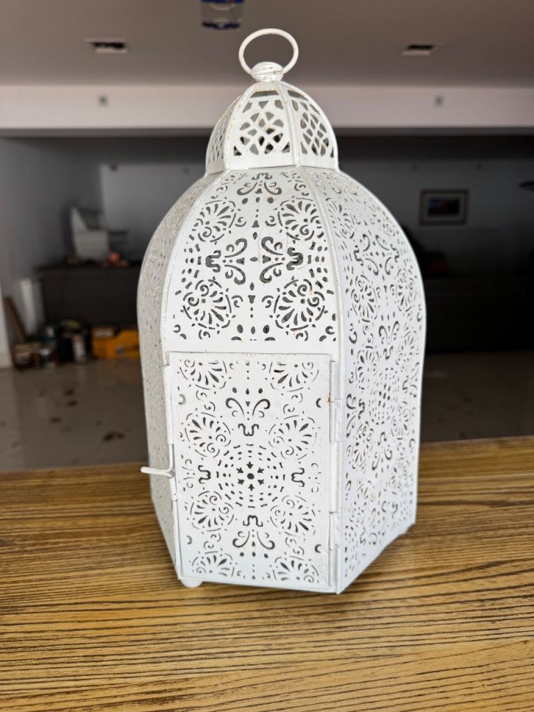 White Moroccan Style lamps x 2