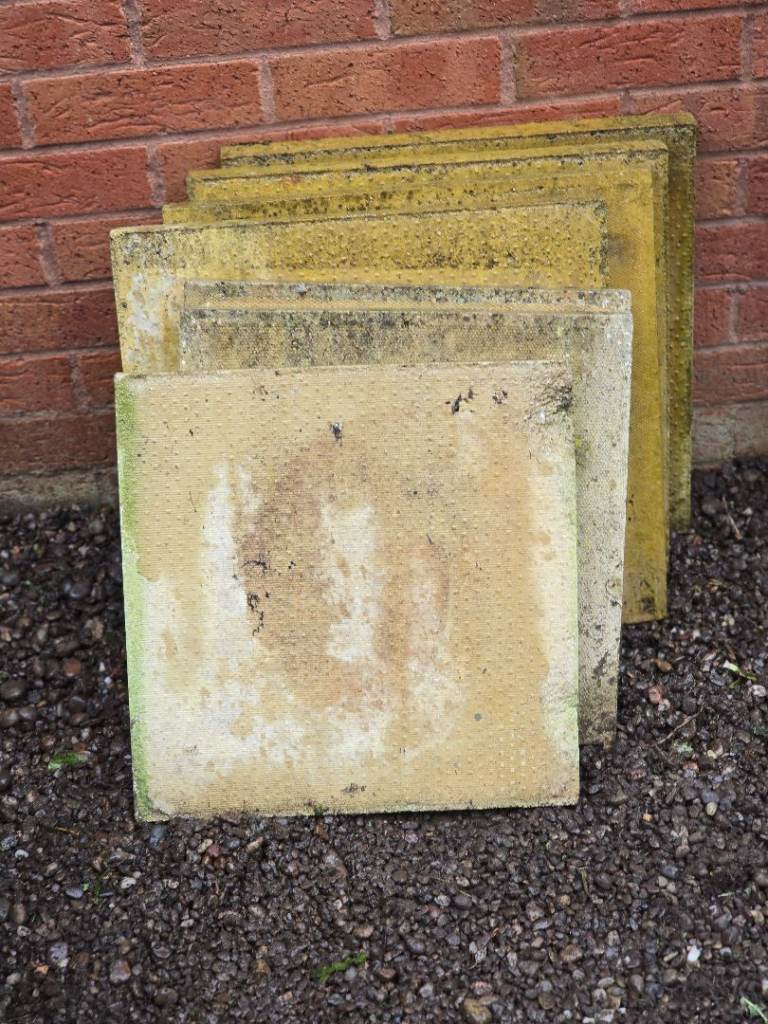 Used Garden Paving Slabs - Fair Condition | in Drumchapel, Glasgow ...