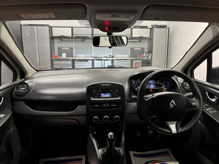 2016 Renault Clio 1.2 16V Play 5dr HATCHBACK Petrol Manual