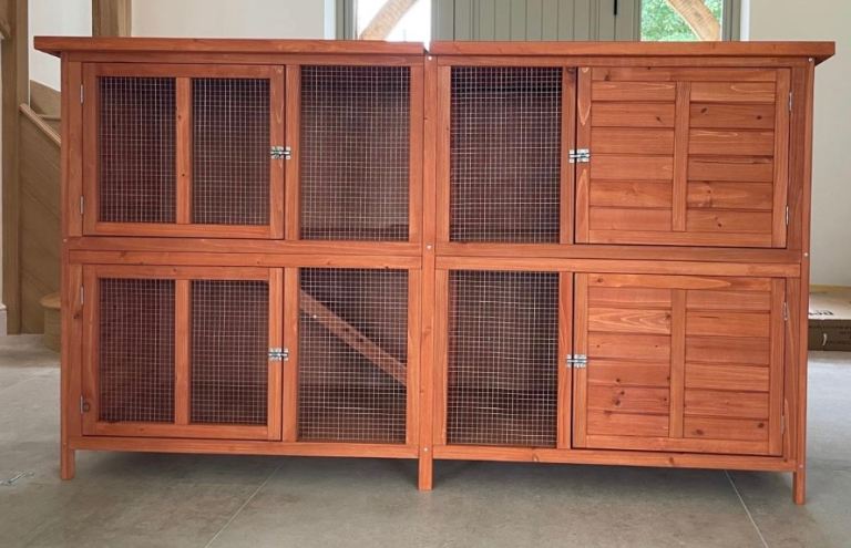 6 Foot Rabbit Hutch 