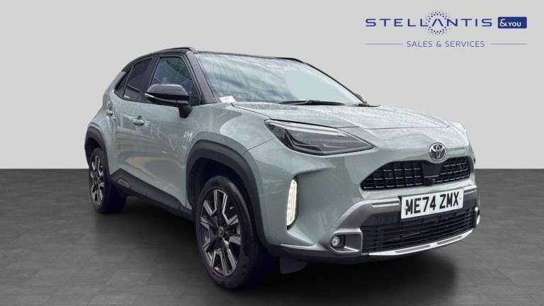 2025 Toyota Yaris Cross 1.5 VVT-h Premiere Edition SUV 5dr Petrol Hybrid E-CVT Euro 6 (s/s) (130 ...