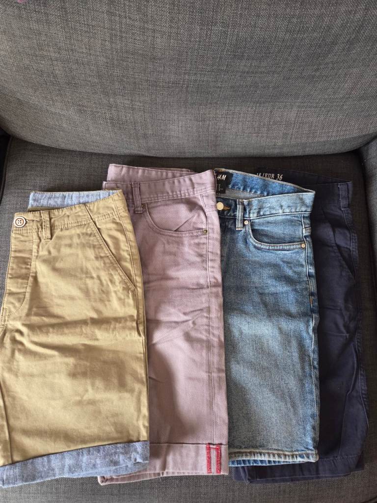 Four pairs men's shorts -size 28/30w (see description)