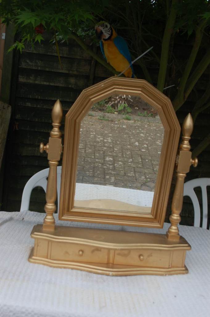 Gold Dressing Table Mirror with Drawers – Good Condition