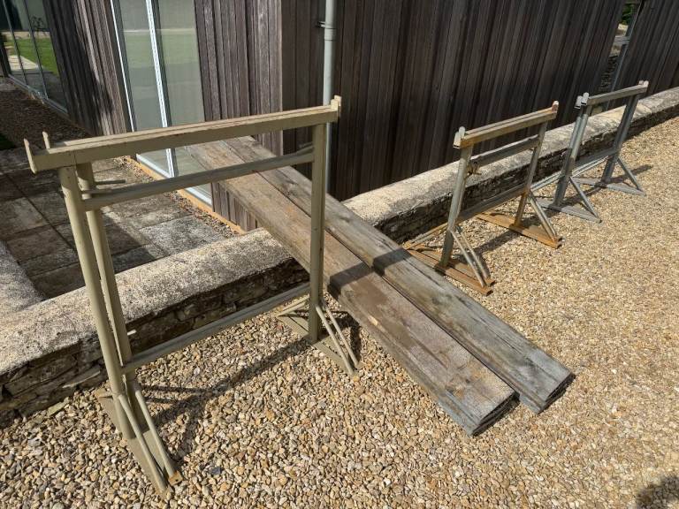 1-2 pairs H 60cm+ steel builders' trestles & x4 8ft scaffold boards