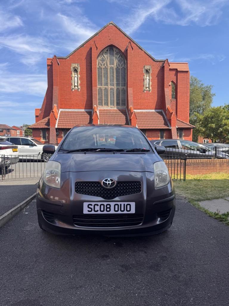 Toyota Yaris Cheapest 4 door online
