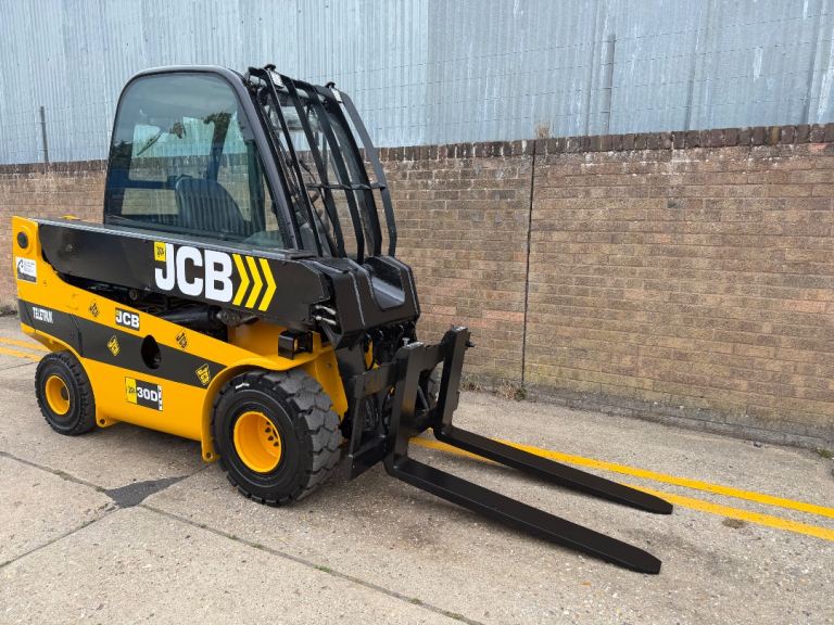 2008 JCB TLT30D 2WD Teletruck, full cab, new tyres 