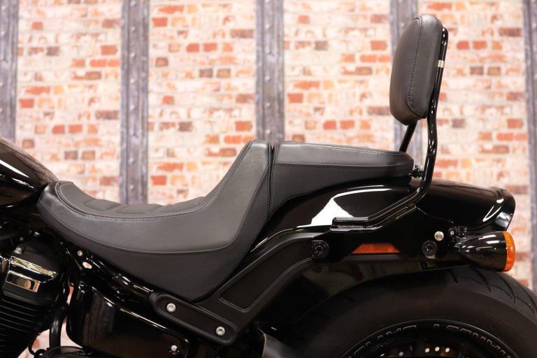 **DEPOSIT TAKEN** 2021 HARLEY FXFBS FAT BOB 114 - 11,146 MILES - SUPERB EXTRAS