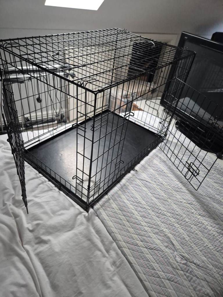 Dog crate 