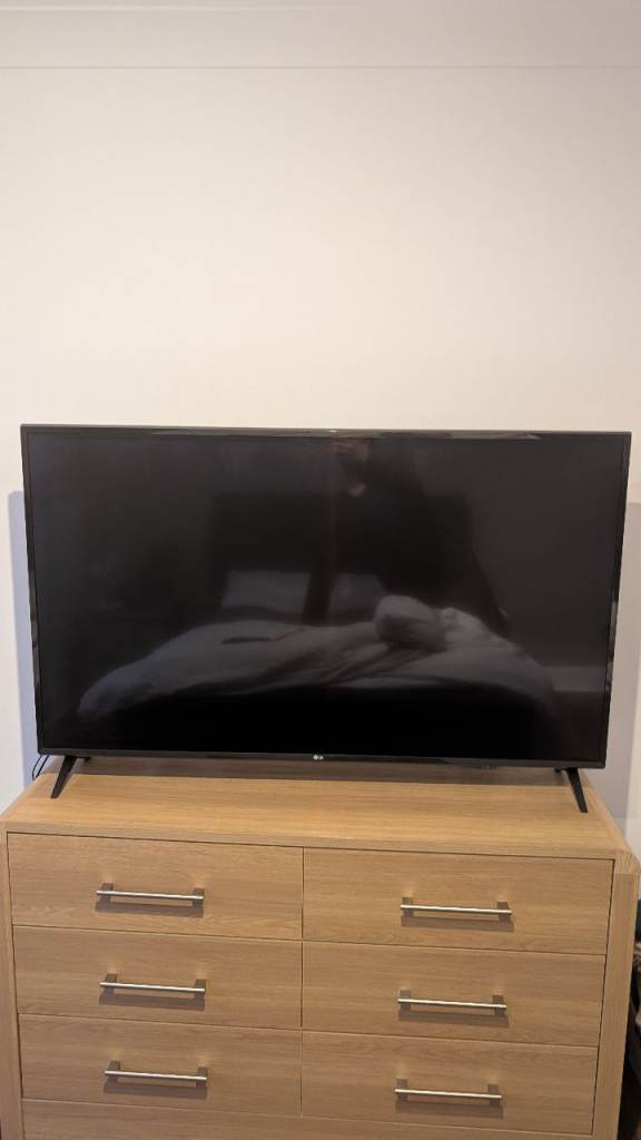 LG 55" UHD LED TV