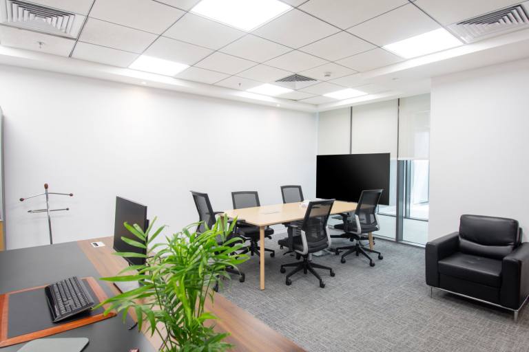 London - W1U 6AG \ Upgrade to a Larger Office for Up to 15 Desks