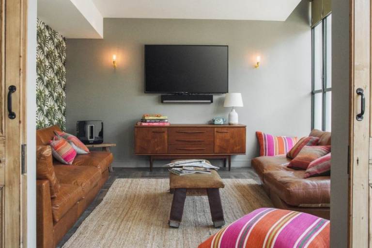 Tenancy takeover at Canvas Cardiff student accommodation