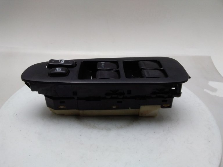 Toyota Previa Electric Window Switch 2001-2007 5 Door Estate 8404028011
