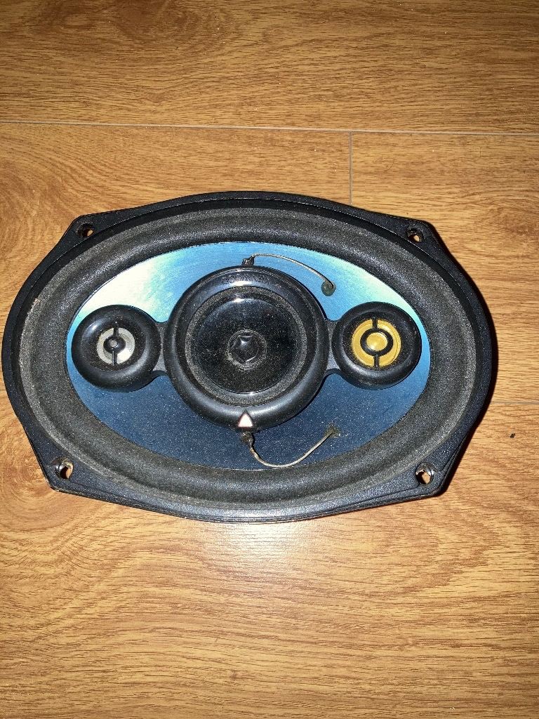 Kenwood Speakers 210 watt 