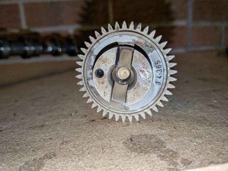 1.6 TDI cam shafts and casing 