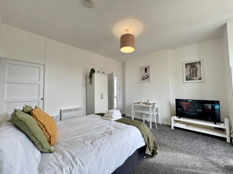 ONE/Studio Flat In Kidderminster ALL BILLS INCLUDED