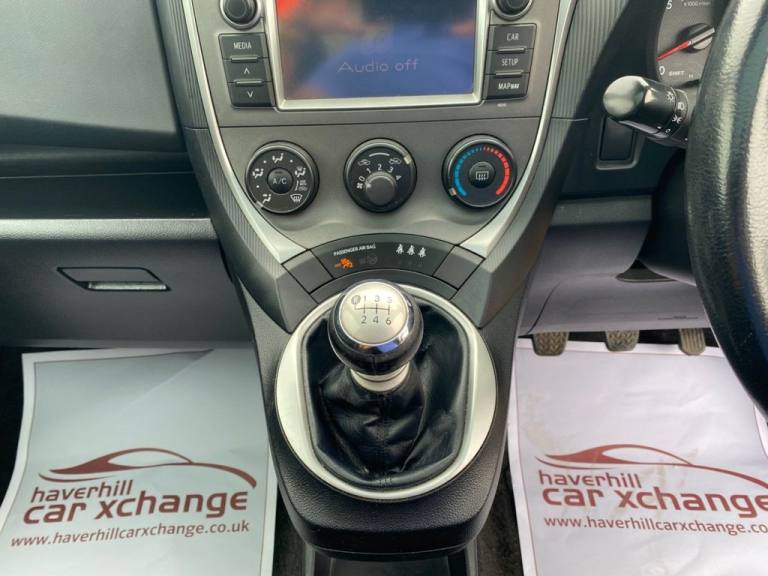 2011 Toyota Verso 1.3l 5d  98 BHP MPV Petrol Manual