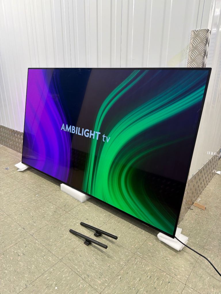 2025 OLED 77 inch Philips Ambilight 120Hz 4K Ultra HD Smart TV - 77OLED760/12 (1 month old)