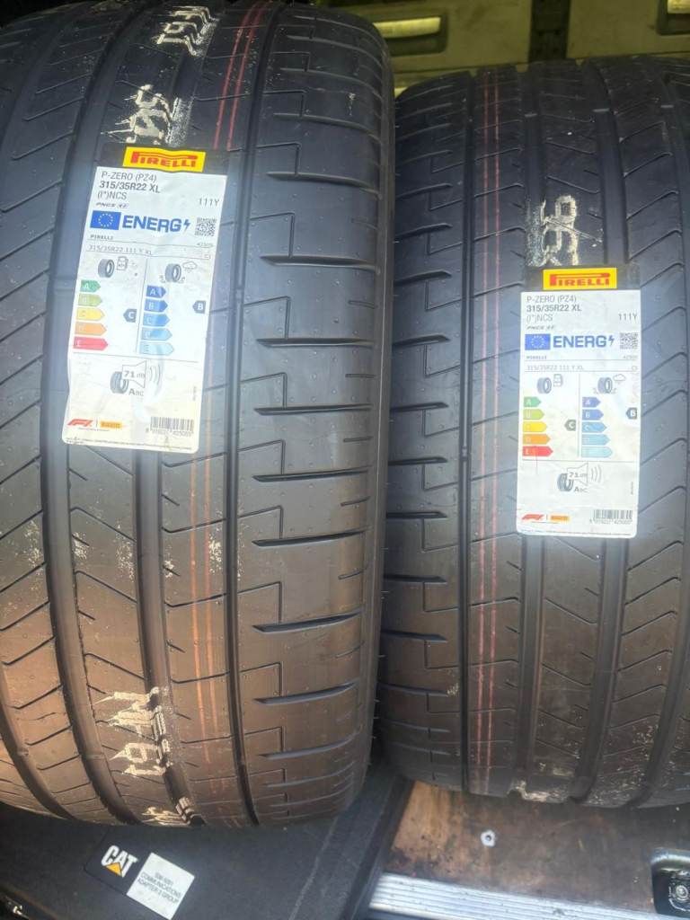 315/35/22 Pirelli P Zero XL. 