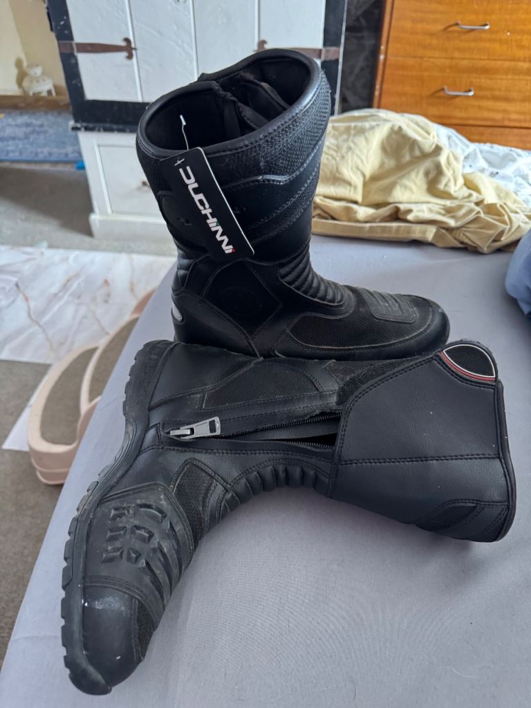 Motorcycle boots