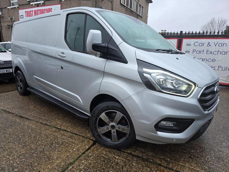 2020 Ford Transit Custom 2.0 300 EcoBlue Limited Auto L2 H1 Euro 6 (s/s) 5dr PANEL VAN Diesel Aut...