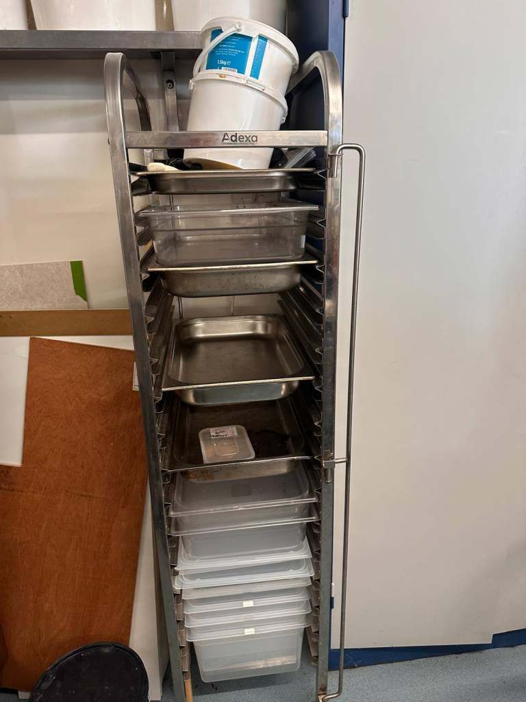 Metal Catering Rack with Trays – Good Condition