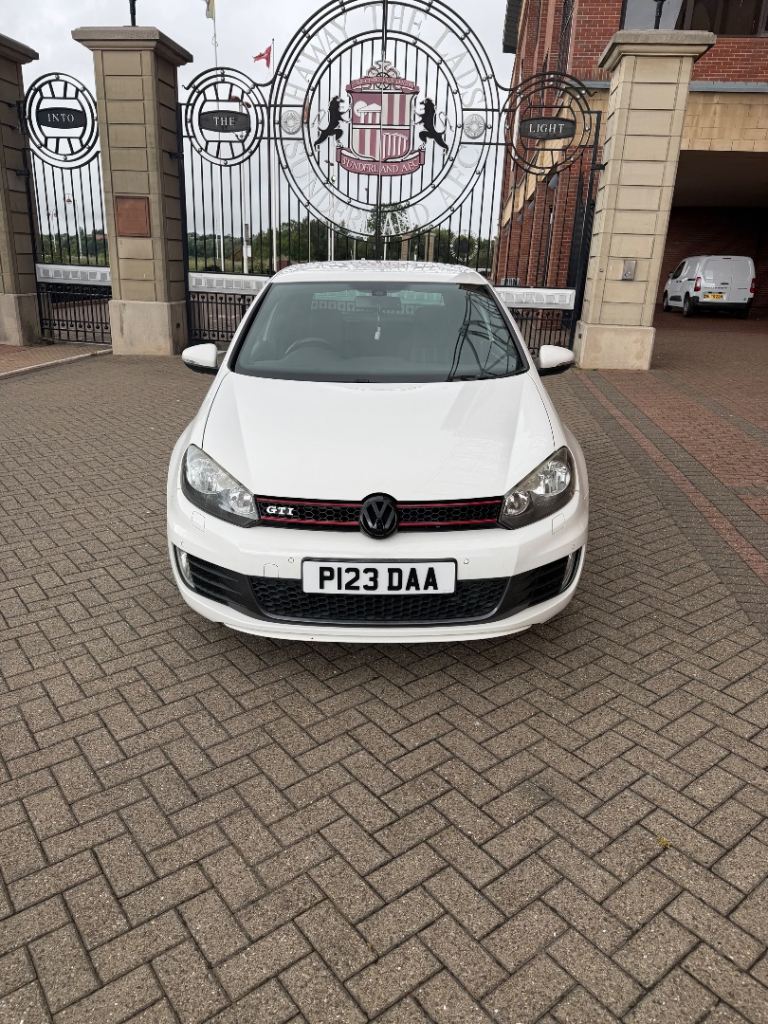 Volkswagen, GOLF, Hatchback, 2009, Manual, 1984 (cc), 3 doors