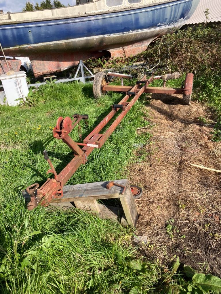 PENDING BOAT TRAILER SUITABLE FOR BOATS UP TO 5.5 METRES