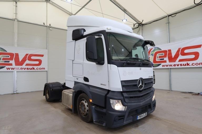 2014 (14 PLATE) Mercedes Benz ACTROS 1840 4x2 Euro 6 Tractor Units