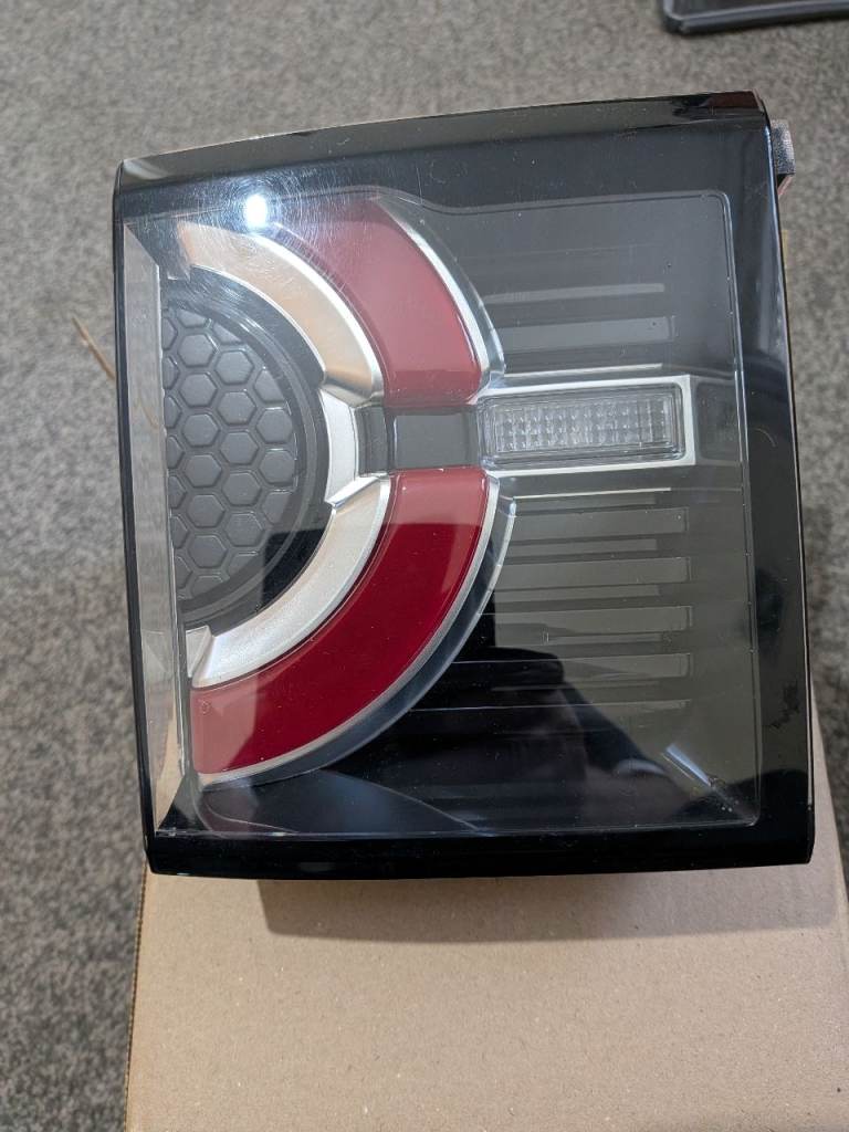 discovery sport rear light