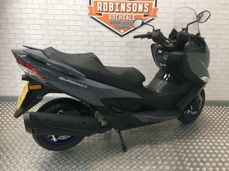 Suzuki AN400 Burgman choice of colours We want your business