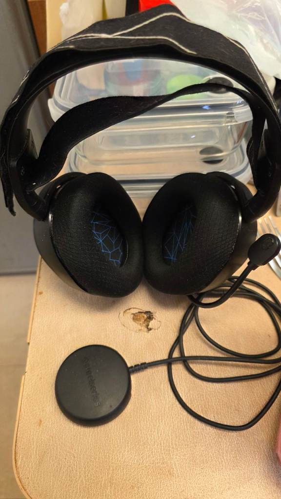 Steel series ARCTIS 9 perfect condition