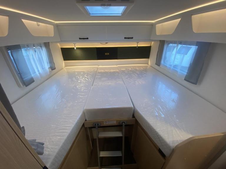 2025 SUNLIGHT T68 XX EDITION 4 BERTH MOTORHOME