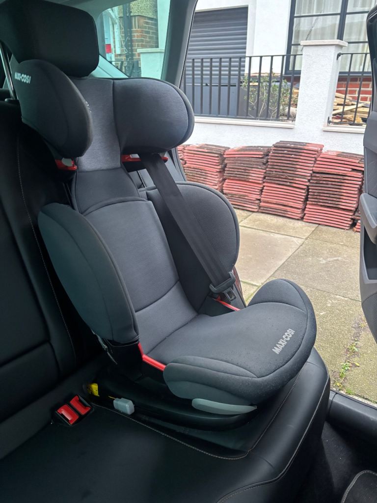 image for Maxi-cosi Rodifix Airprotect car seat 