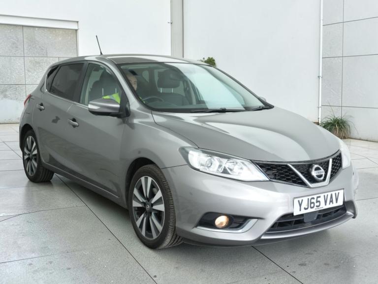 2015 Nissan Pulsar 1.2 DIG-T Tekna Hatchback 5dr Petrol Manual Euro 6 (s/s)