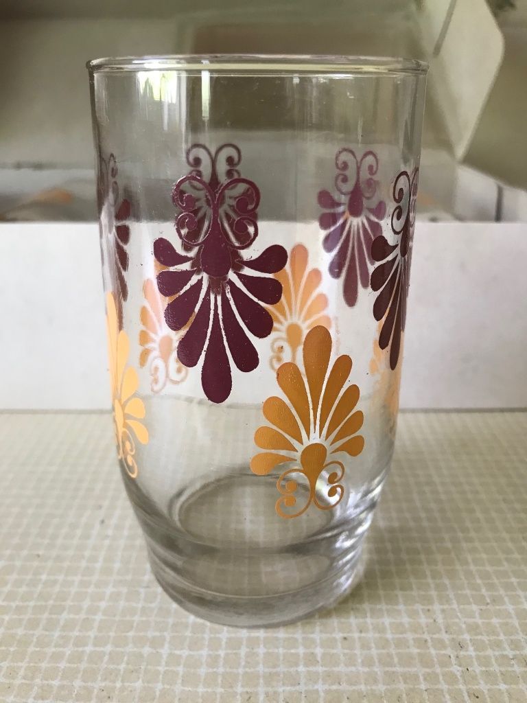 2 Sets of 4 Retro 'Chunkies' Tumblers