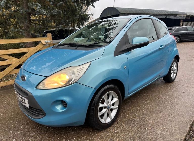Ford, KA, Hatchback, 2010, Manual, 1242 (cc), 3 doors