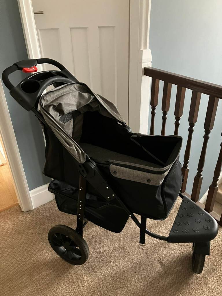 DOG PRAM - PAWHUT 3 WHEEL STROLLER - DARK GREY