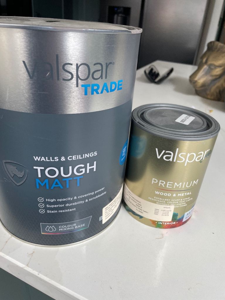 Valspar paint hardly any used 