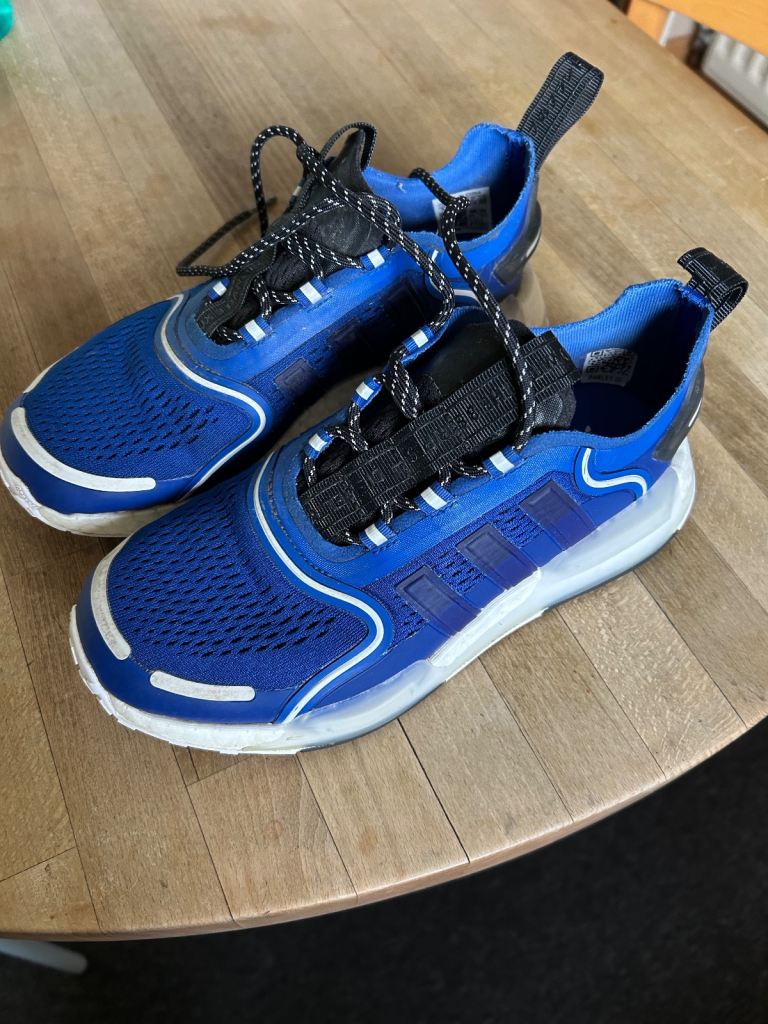 Adidas women’s/girls trainers