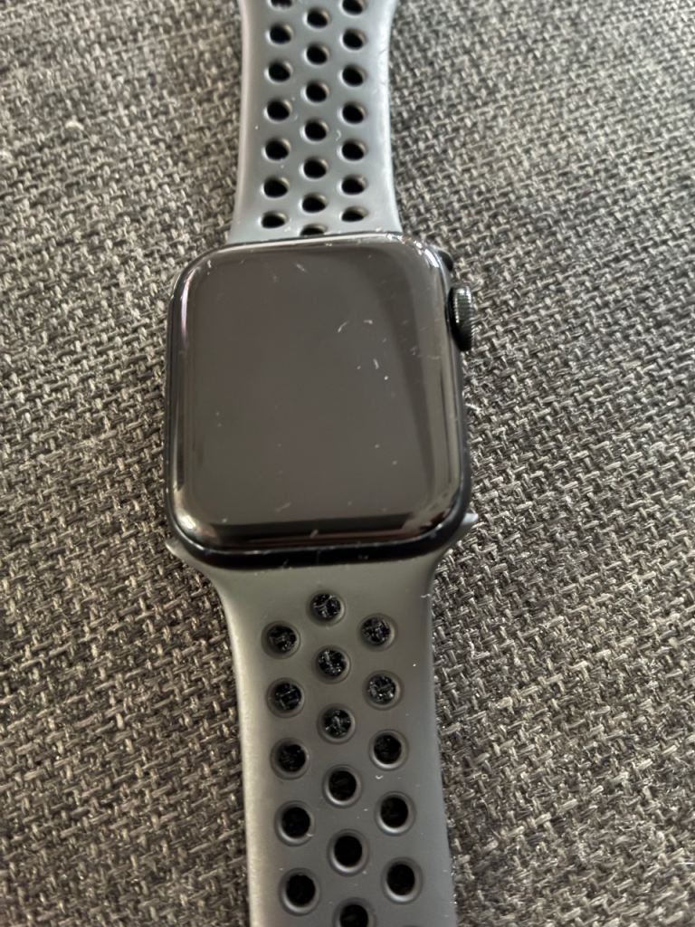 Apple Watch SE 2nd Gen 2023 – Black