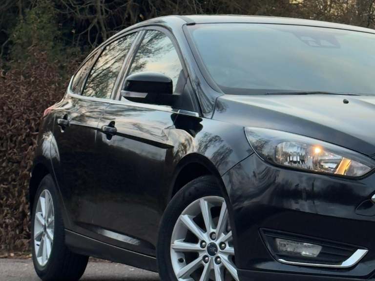 2015 Ford Focus 1.0T EcoBoost Titanium Euro 6 (s/s) 5dr HATCHBACK Petrol Manual