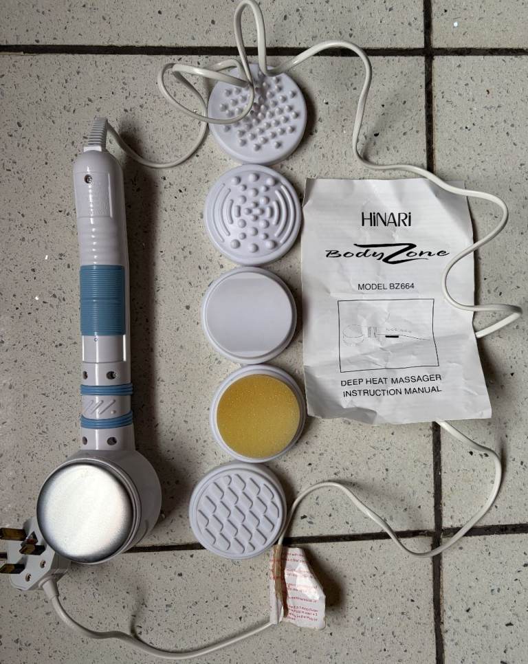 HEAT MASSAGER HAND HELD WITH 5 ATTACHMENTS FOR PAIN RELIEF LIKE NEW BOXED ONLY £12, CAN POST