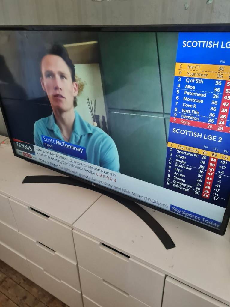 LG 49 Inch 4K Ultra HD Smart TV